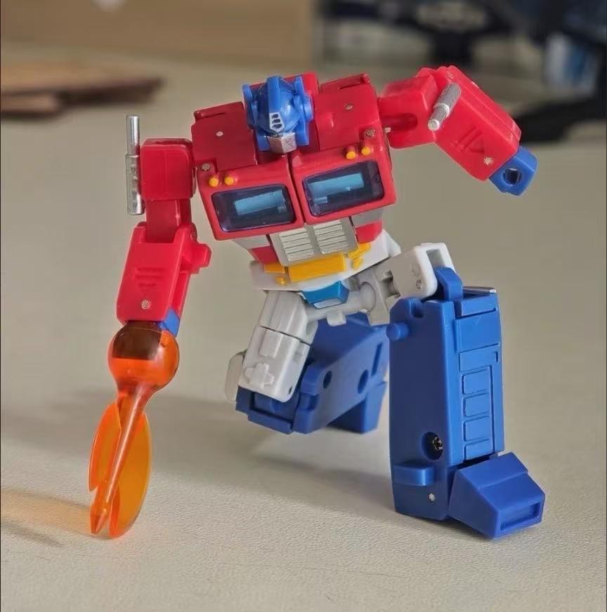 Model Kit Optimus Prime - Jouet de transformation Galaxy Toys Mini01EX