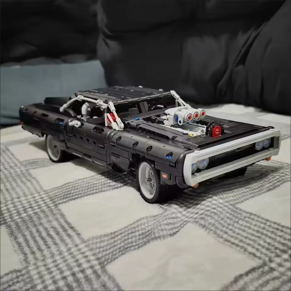 Model Kit Dodge Charger - 1077 pièces Blocs de construction techniques