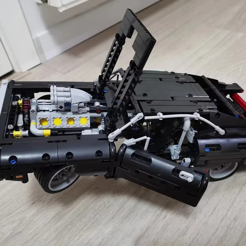 1077 pièces Blocs de construct - Model Kit Dodge Charger avis et prix